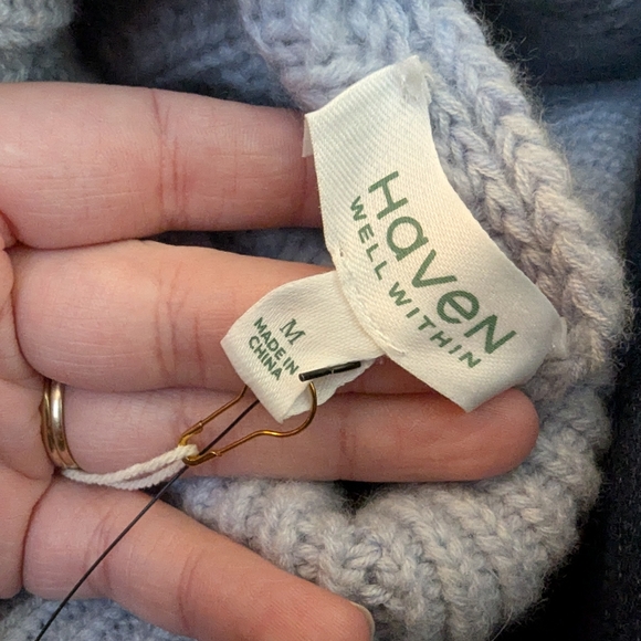 Haven well within 100% cashmere sweater medium - Picture 3 of 5